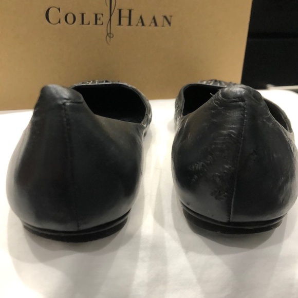 Cole Haan leather flats. Size 7 1/2 - Picture 7 of 8